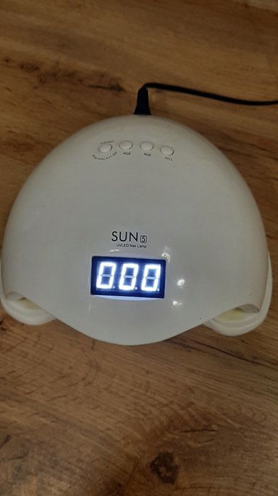 Продам LED лампу для ногтей SUN-5