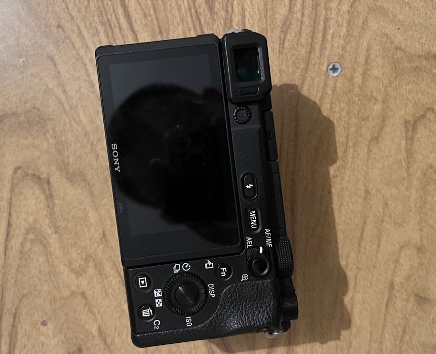 Sony A6400 в отличном состояний