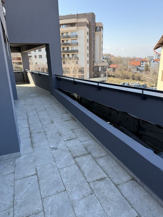 Apartament-bloc nou 2026 -4 camere-163mp-terase--Persoana Fizica