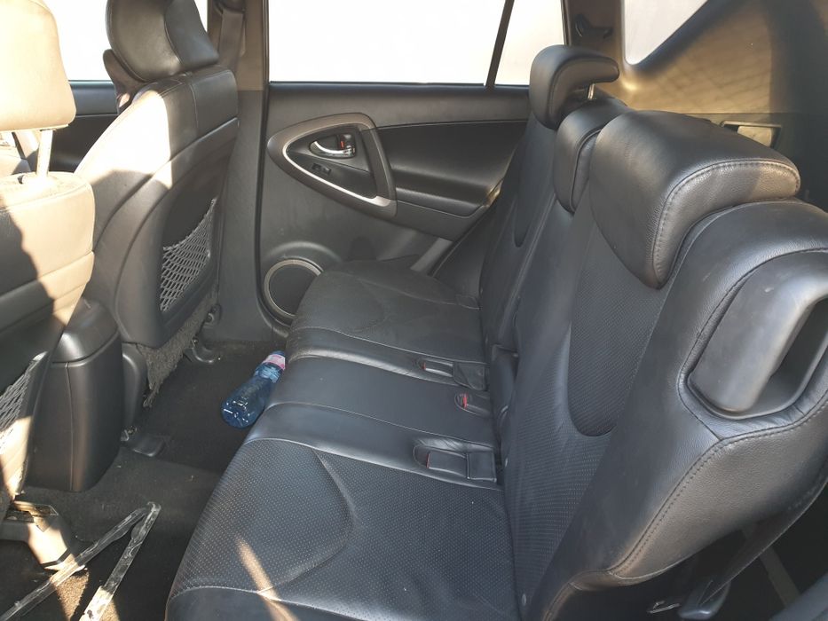 Тойота Рав-4 2.2 D-cat на части гр. Перник Красно село • OLX.bg