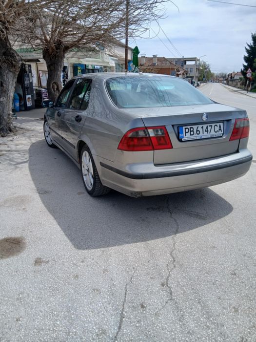 Продавам Saab 9-5