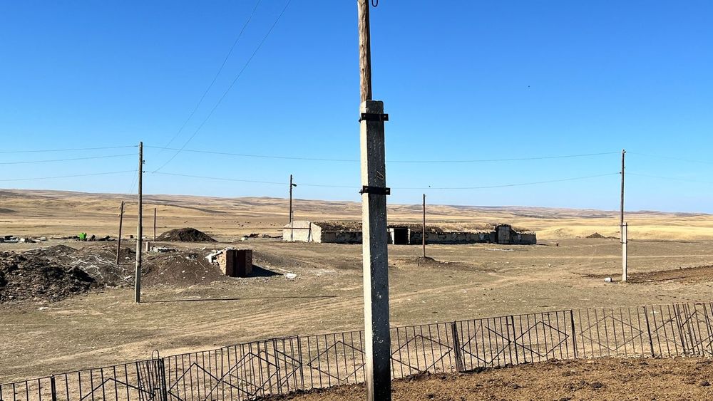 Продаеться КХ Уланский район