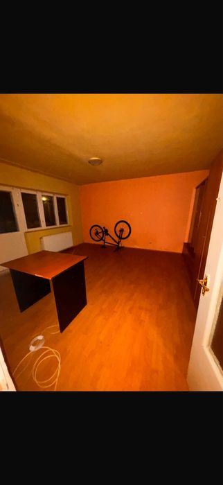 Ocazie! Apartament 2 camere, ideal pentru familie sau investiție.