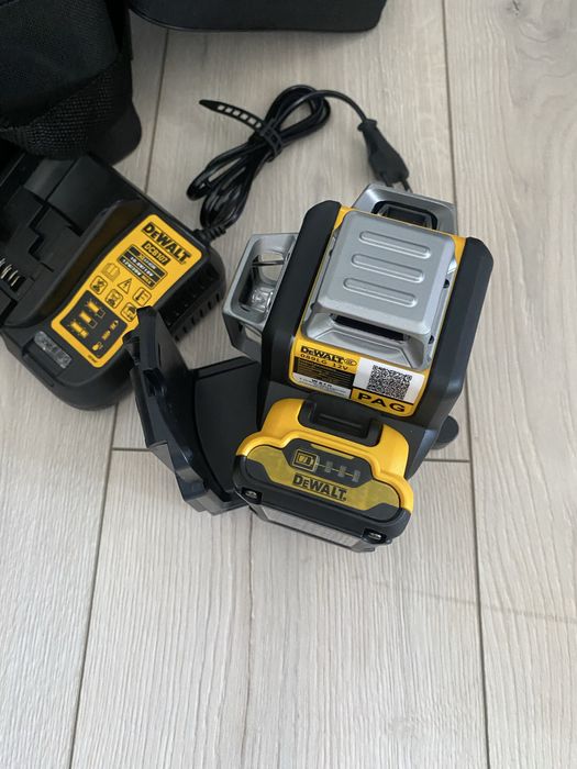Nivela Laser DeWalt DW089LG nou