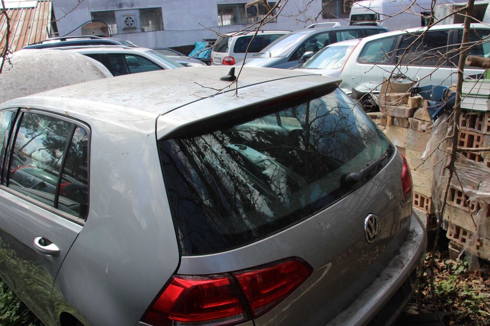 Фолксваген Голф 7  VW GOLF -   1.6 TDI   2013 г.  – Само на части