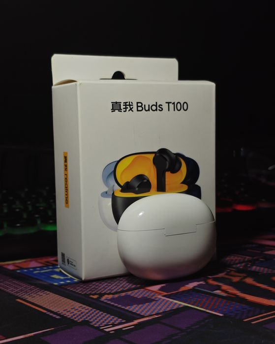 Realme buds t100 в отличном состоянии