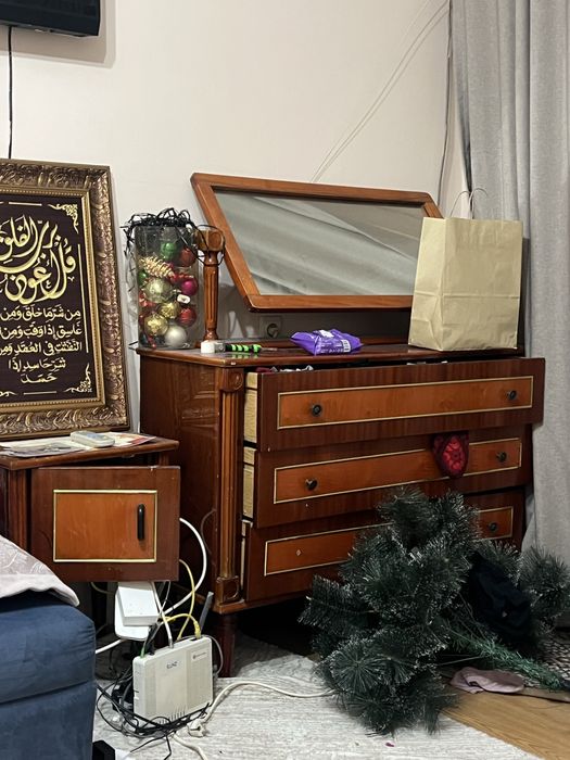 Бесплатно отдам мебель