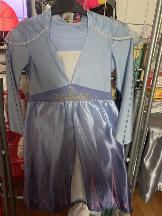Rochite Ana si Elsa 6/7 ani