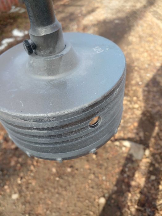 Продам алмазную коронку