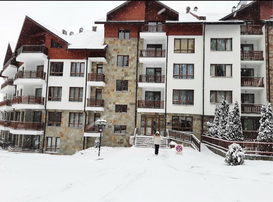 Дава се под наем Тристаен апартамент в София, Изток - 100 кв.м за 7700 € - Снимка #15