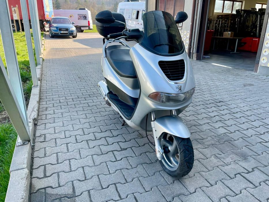 Scuter Peugeot Elyseo 125