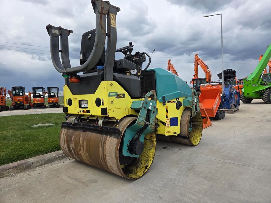 Ammann ARX26, 435h, latime tambur 1,2m, masa operationala 2,5tone, sistem stropire, motor Yanmar 30CP, lungime 2,3m, latime 1,25m, STARE FOARTE BUNA-PROMOTIE 19.900 EUR+Tva