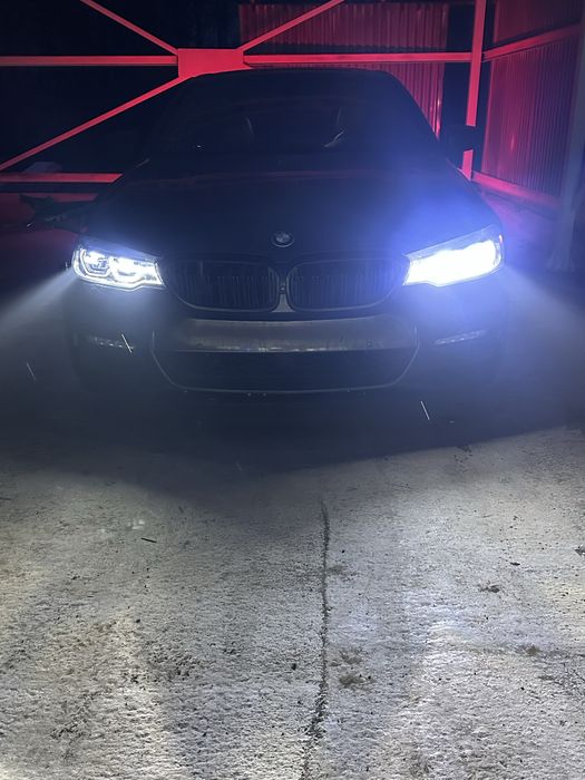 Фарове , преден капак , ляв калник и стопове Bmw g30