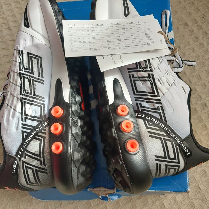 Маратонки  оригинални, маркови,бели