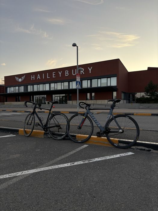 Fixed gear Aventon mataro