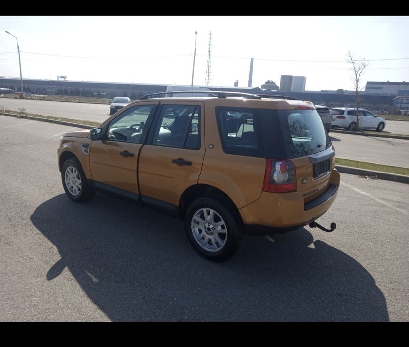 Vând Land Rover Freelander