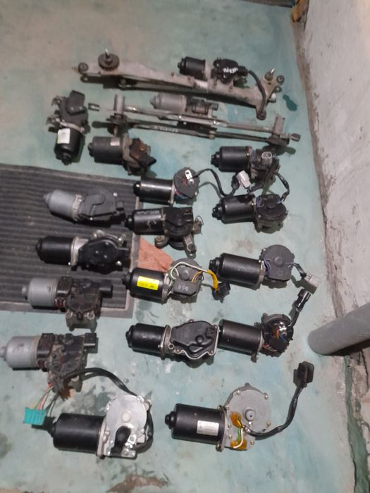 Дворник     моторчик   Продам