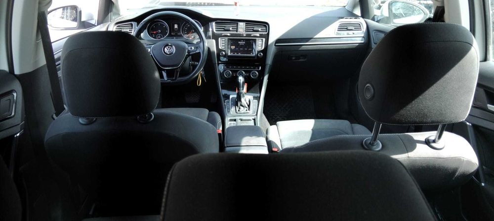 Dezmembrez Volkswagen Golf 7 2.0 TDi an 2017 cod motor CRBC