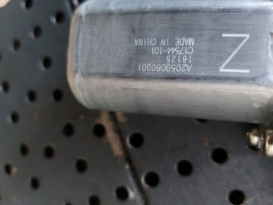 Motoras macara geam electric stanga spate mercedes c class w205 a2059060301