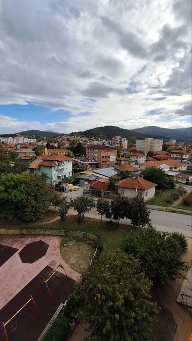 Продава се Тристаен апартамент в Кюстендил, Център - 73 кв.м за 688 €/кв.м - Снимка #3