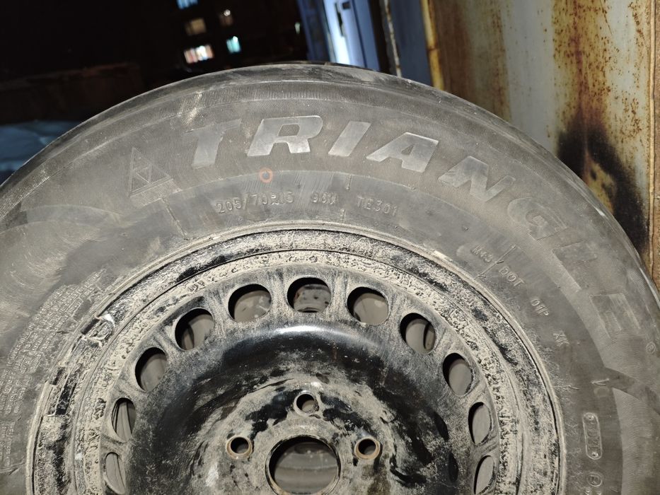 Продам резину триагле