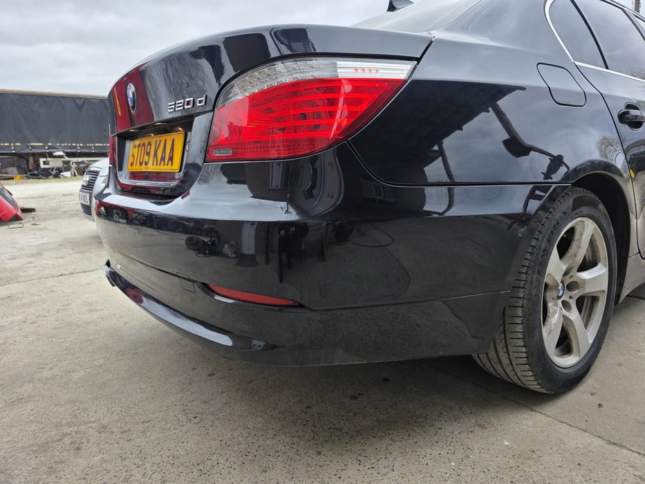 Bara Spate BMW E60 Facelift cu senzori Black Sapphire Metallic 475/9