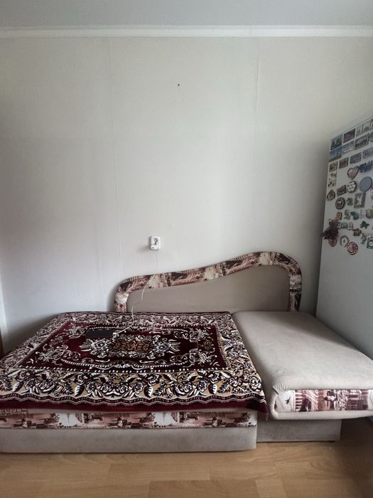 Продам диван Б/у