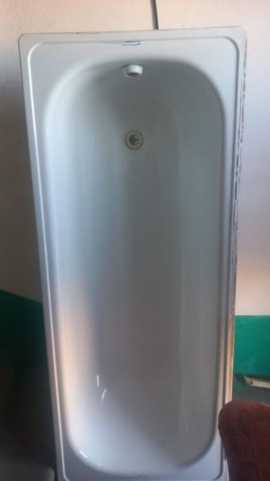 Продам ванну 1,7 новая