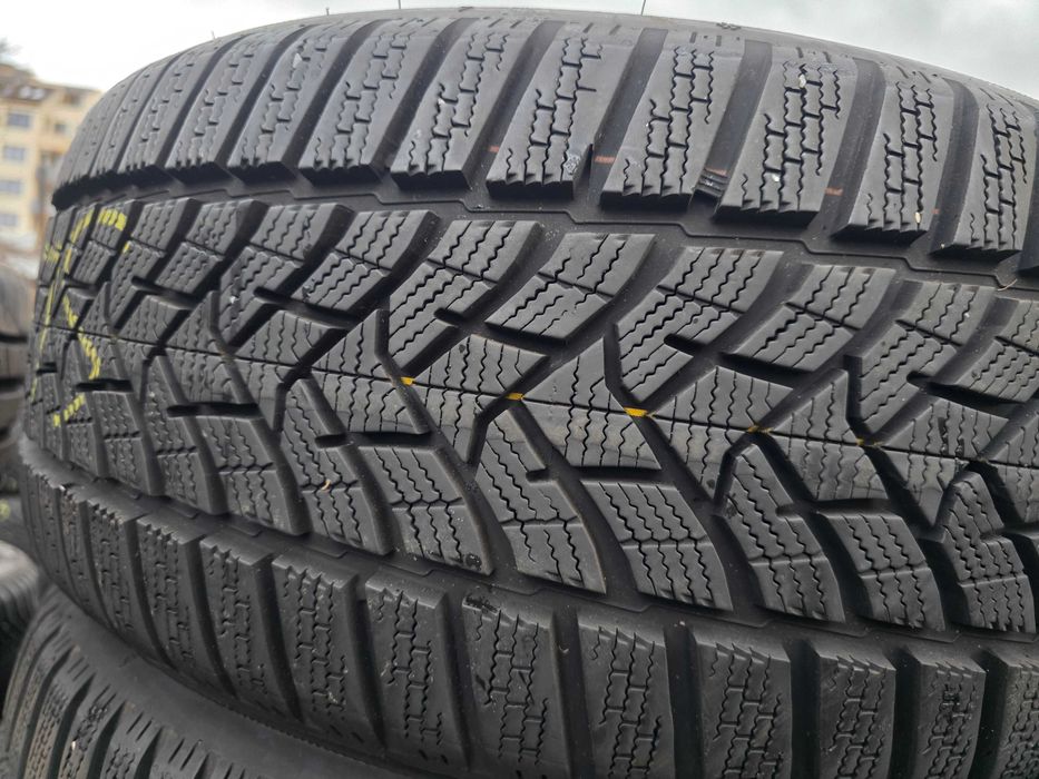 4бр Като нови зимни гуми 225 45 17 - Dunlop
