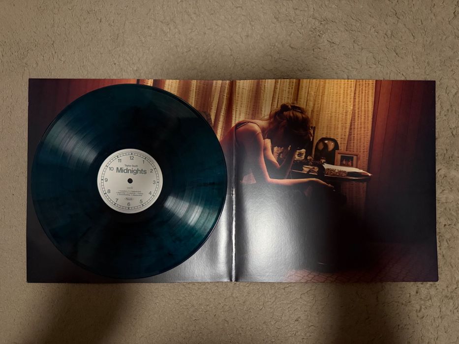 Грамофонни плочи Taylor Swift / Sabrina Carpenter