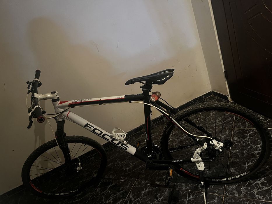 Bicicleta focus cypress