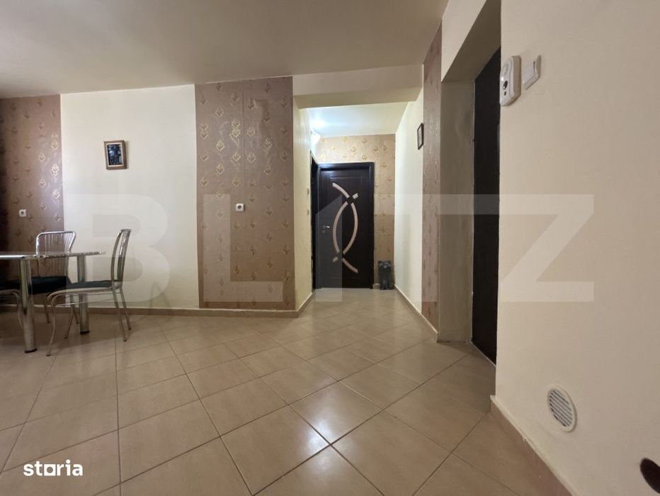 Apartament cu 3 camere, decomandat -  Gherla