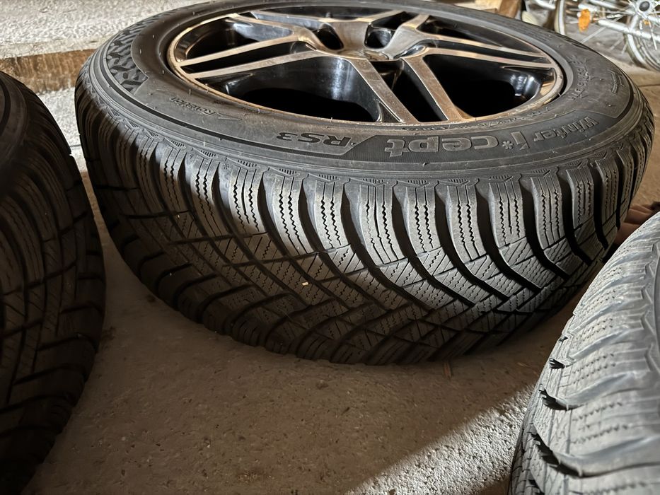 Set 4 jante Dezent R16 + anvelope iarnă Hankook 215/55 R16 Volvo