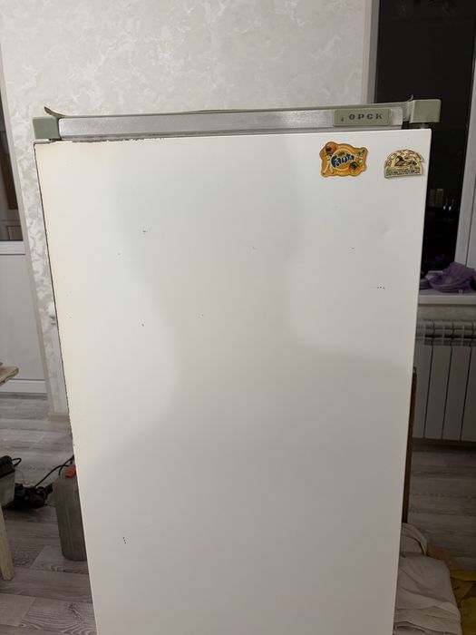 Продам холодильник