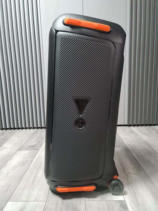 JBL 710  Party Box  800W