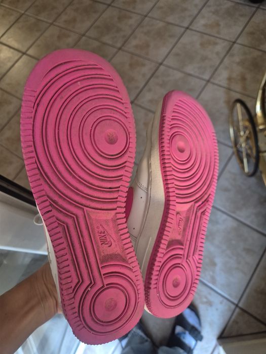 Маратонки Nike 37.5