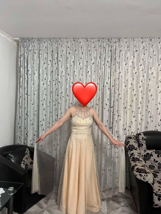 Rochii de seara pentru evenimente