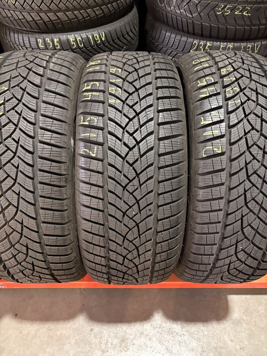 Anvelope iarna 215/45/18 GoodYear UltraGrip Performance 215 45 18 R 18