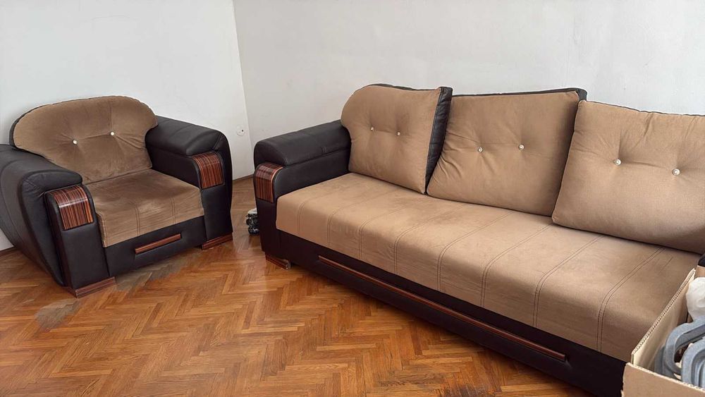 Mobilier canapea extensibila cu  2 fotolii fotolii  , mobilier din fier forjat .