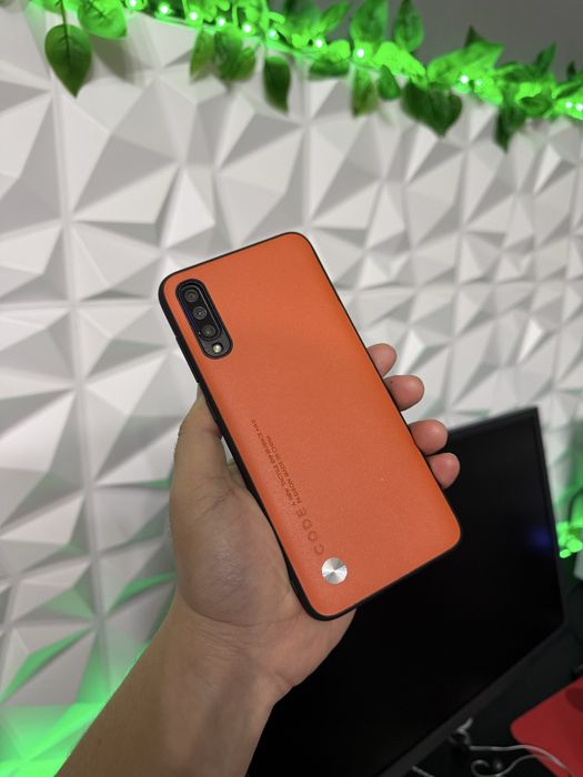 Samsung A70 Телефон