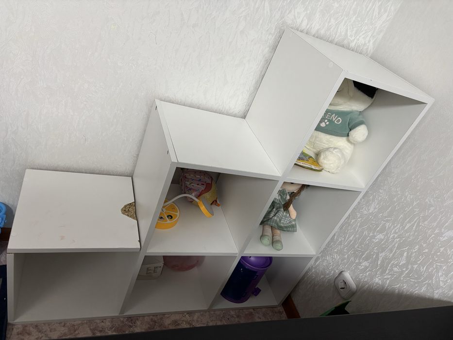 Полочка для игрушек