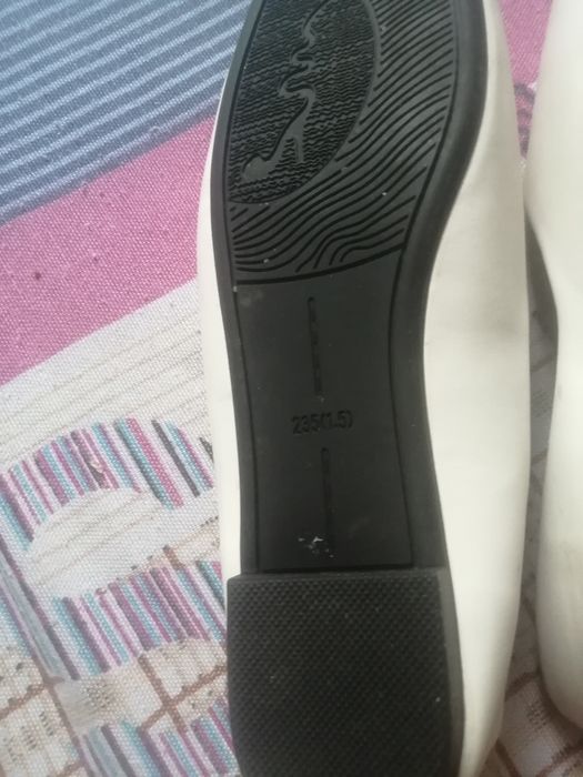 Обуви детские. 1000тг.