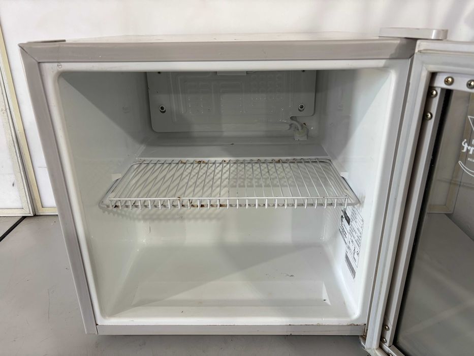 Хладилник - HUSKY 50L/ 90W