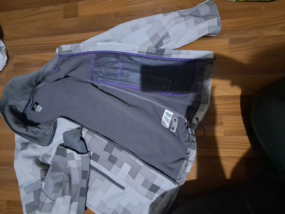 Яке на  НМ 12,13г