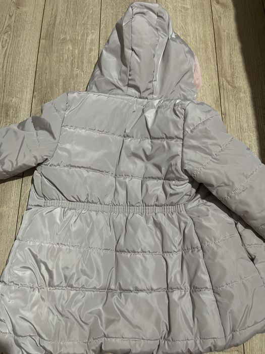 Куртка осеняя на девочку