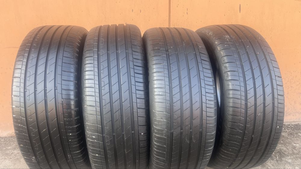 Шины 215/55 R17 Good year