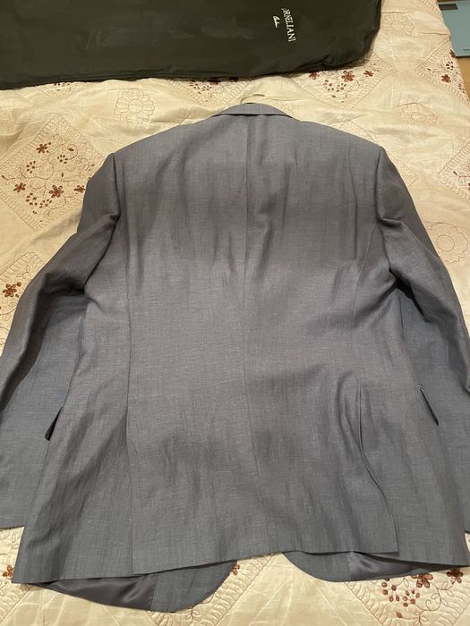 Костюм Corneliani