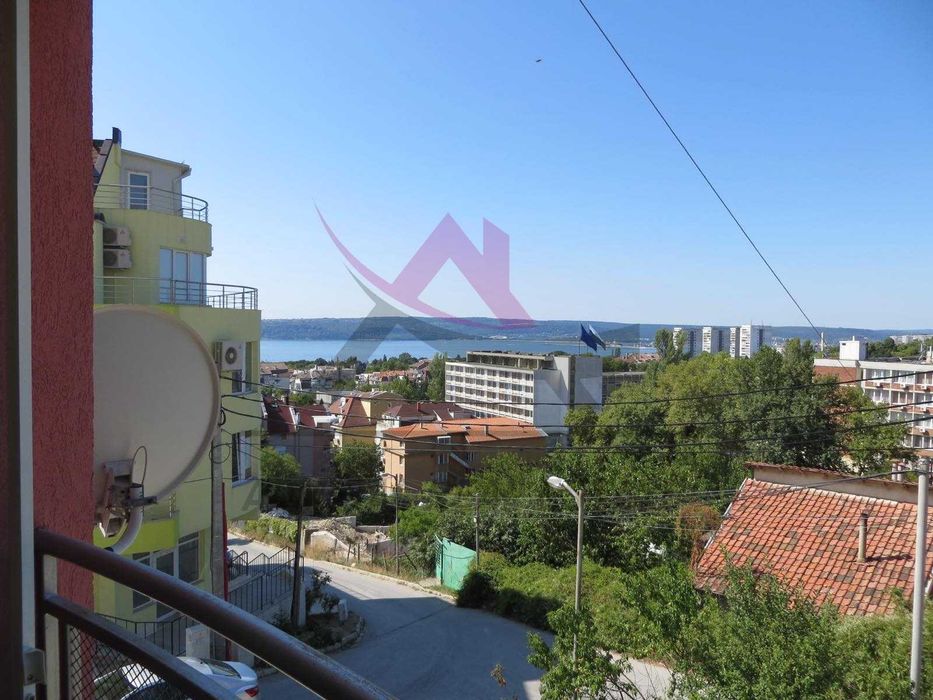 Дава се под наем Тристаен апартамент в Варна, Бриз - 80 кв.м за 747.66 € - Снимка #2