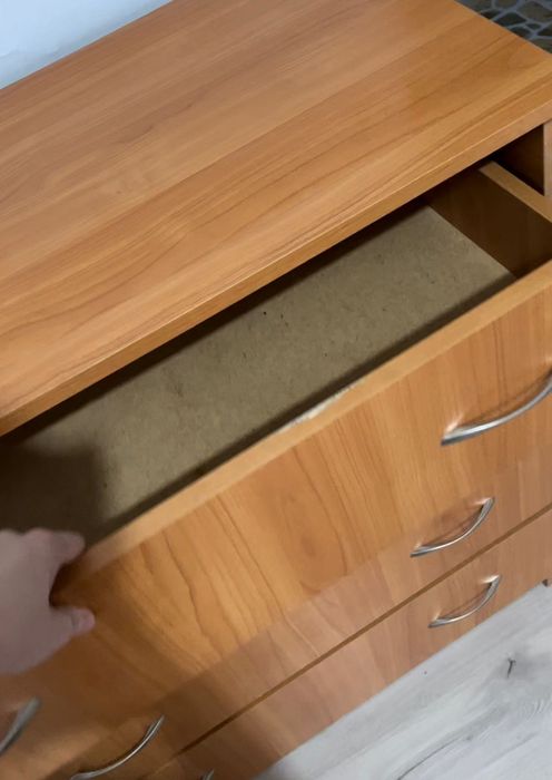 Продается комод 12000