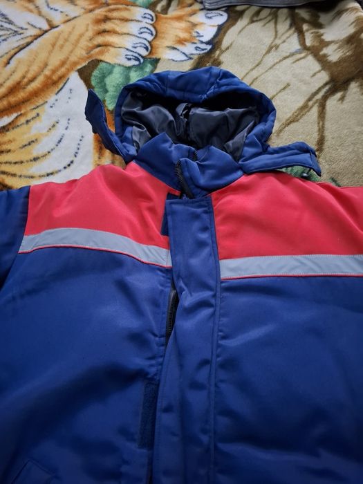 Продам зимнюю спецодежду